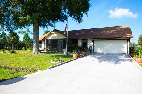 528 Tropicaire Avenue SW Palm Bay FL 32908