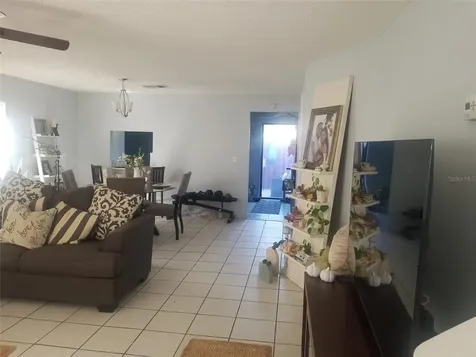 1610 Little River Drive Orlando FL 32807