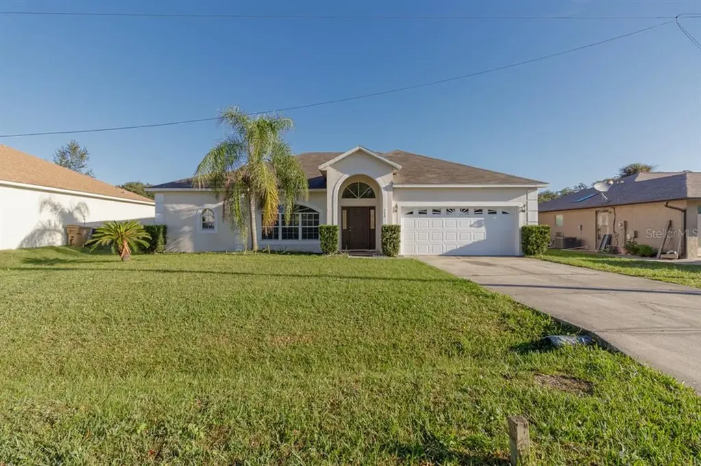 742 Maderia Court Kissimmee FL 34758