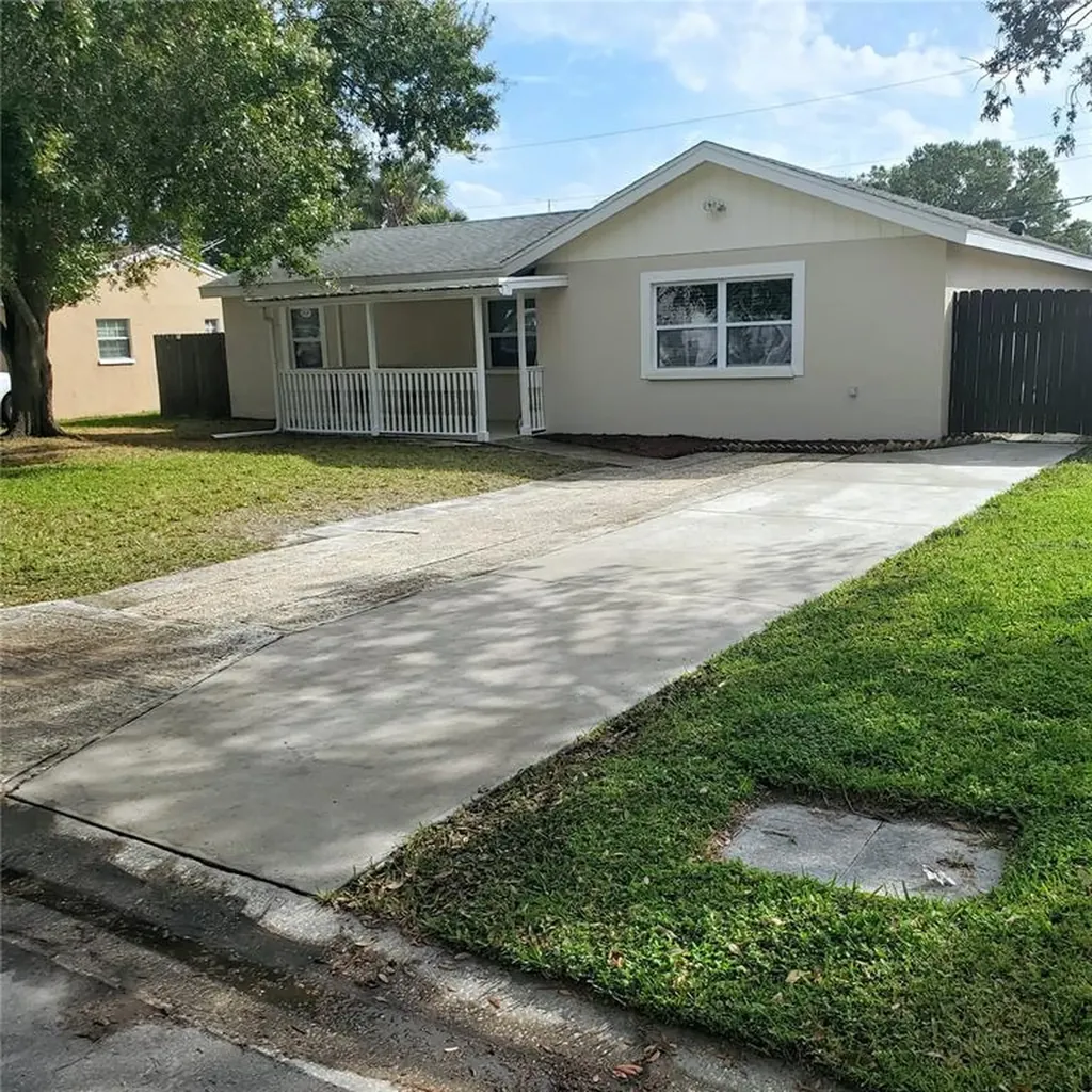 4106 W Bay Vista Avenue Tampa FL 33611