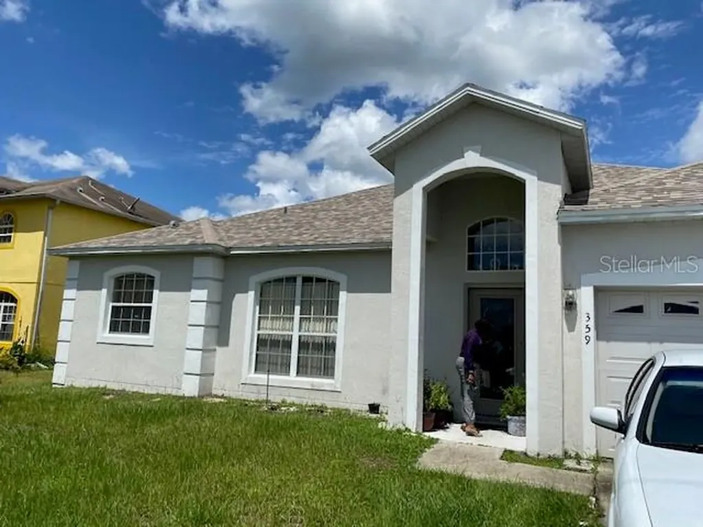 359 Aylesbury Court Kissimmee FL 34758