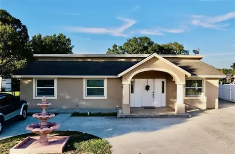 8305 Drycreek Drive Tampa FL 33615