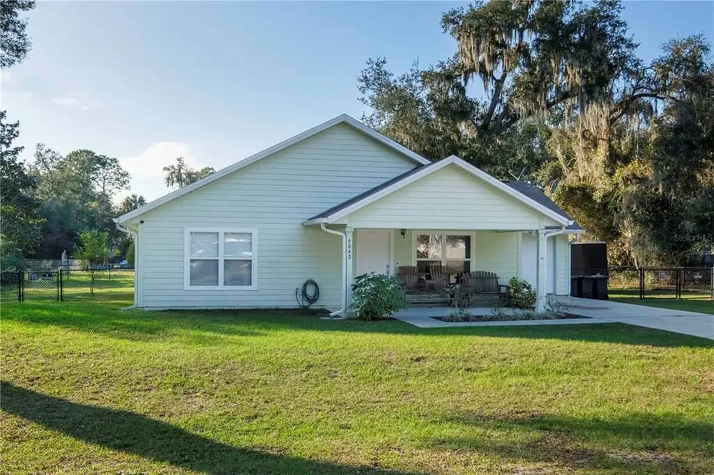 6042 SE 228th Terrace Hawthorne FL 32640