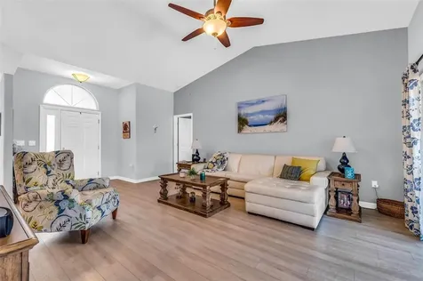 44 Woodlawn Drive Palm Coast FL 32164