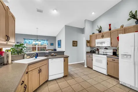 44 Woodlawn Drive Palm Coast FL 32164