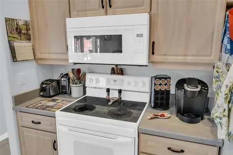 44 Woodlawn Drive Palm Coast FL 32164