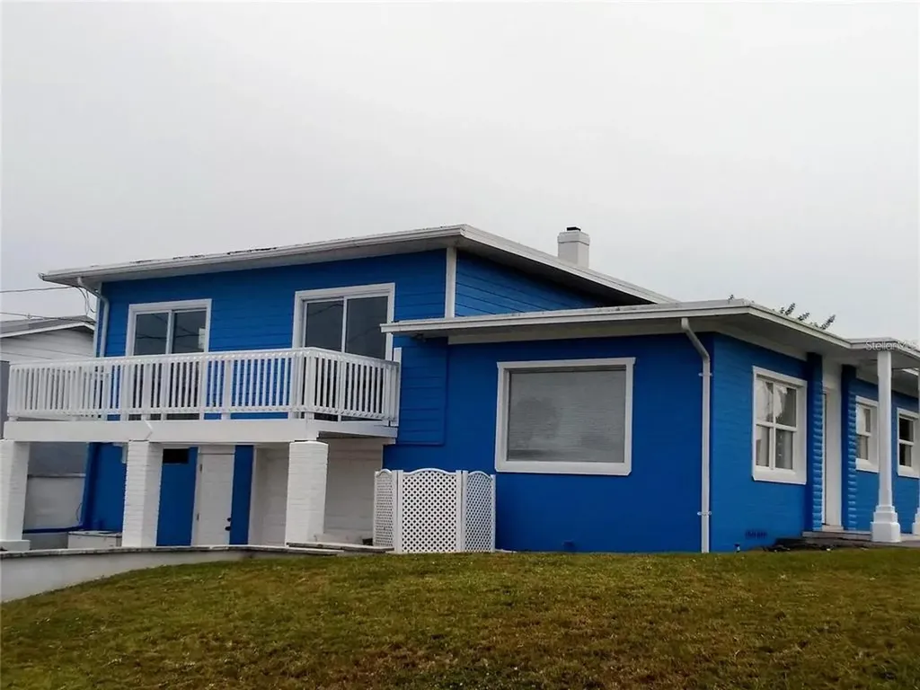 102 Moore Avenue Daytona Beach FL 32118
