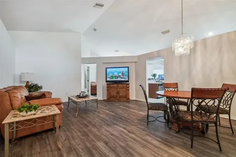 12713 Lake Vista Drive Gibsonton FL 33534