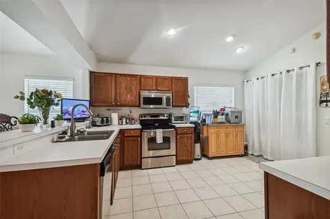 12713 Lake Vista Drive Gibsonton FL 33534