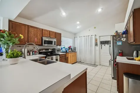 12713 Lake Vista Drive Gibsonton FL 33534