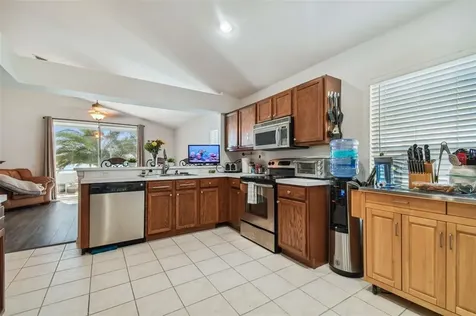 12713 Lake Vista Drive Gibsonton FL 33534