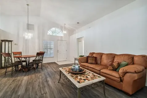 12713 Lake Vista Drive Gibsonton FL 33534