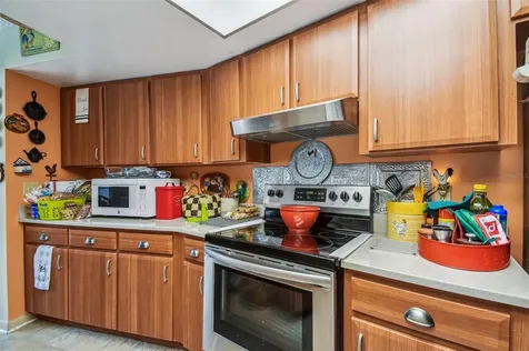 15903 Countrybrook Street Tampa FL 33624