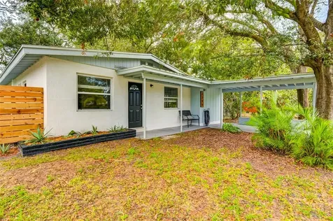 2200 Floyd Street Sarasota FL 34239