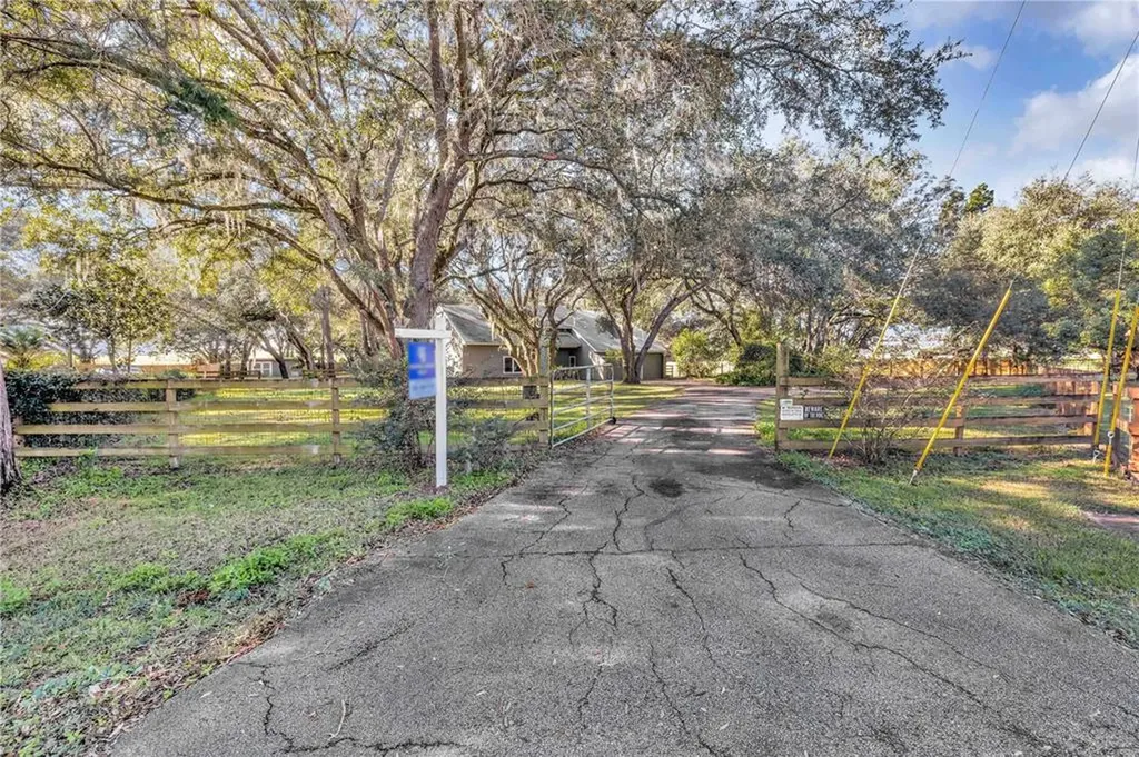 32552 Knollwood Lane Wesley Chapel FL 33545