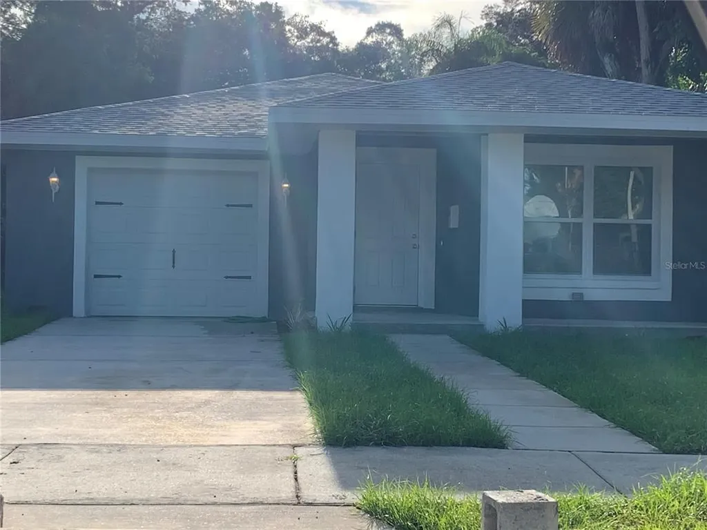 1926 Auburn Street S St Petersburg FL 33712