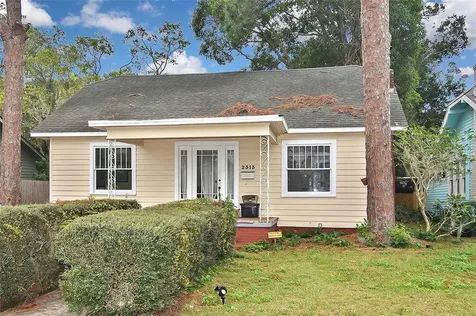 2313 7th Avenue W Bradenton FL 34205