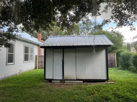 14313 14th Street Dade City FL 33523