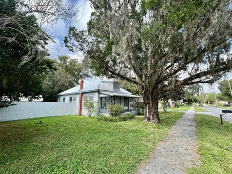 14313 14th Street Dade City FL 33523