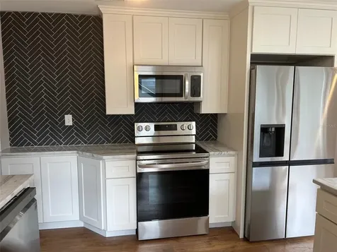 14313 14th Street Dade City FL 33523