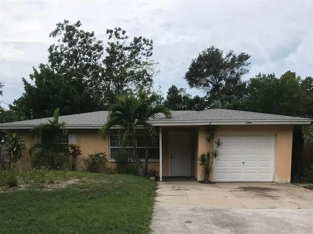 12694 Oak Street Largo FL 33774
