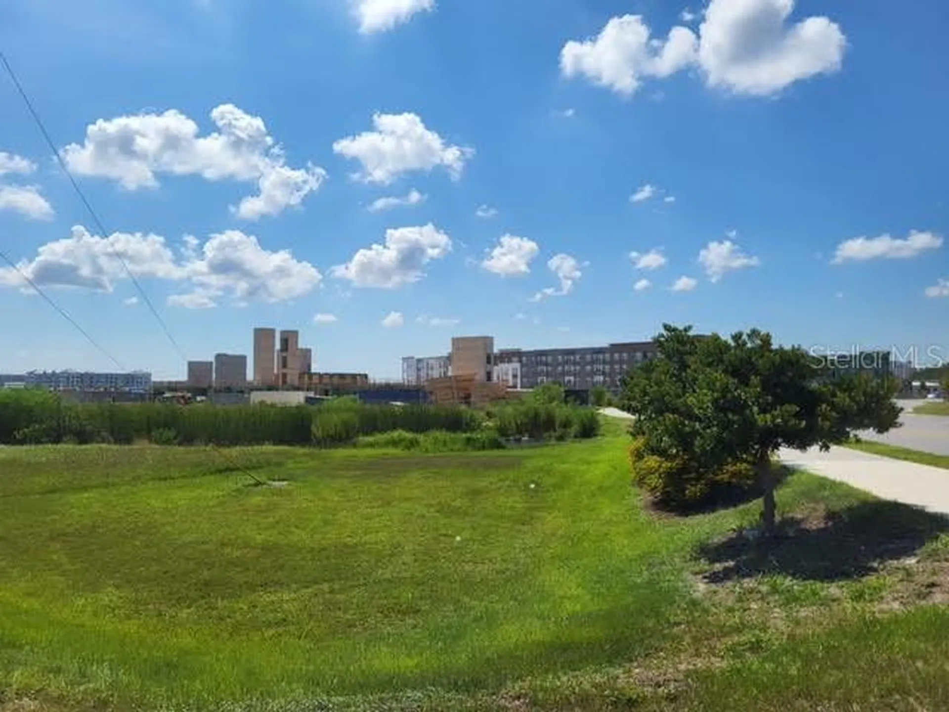 S Apopka Vineland Orlando FL 32821