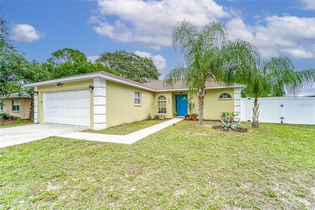2835 24th Street W Bradenton FL 34205