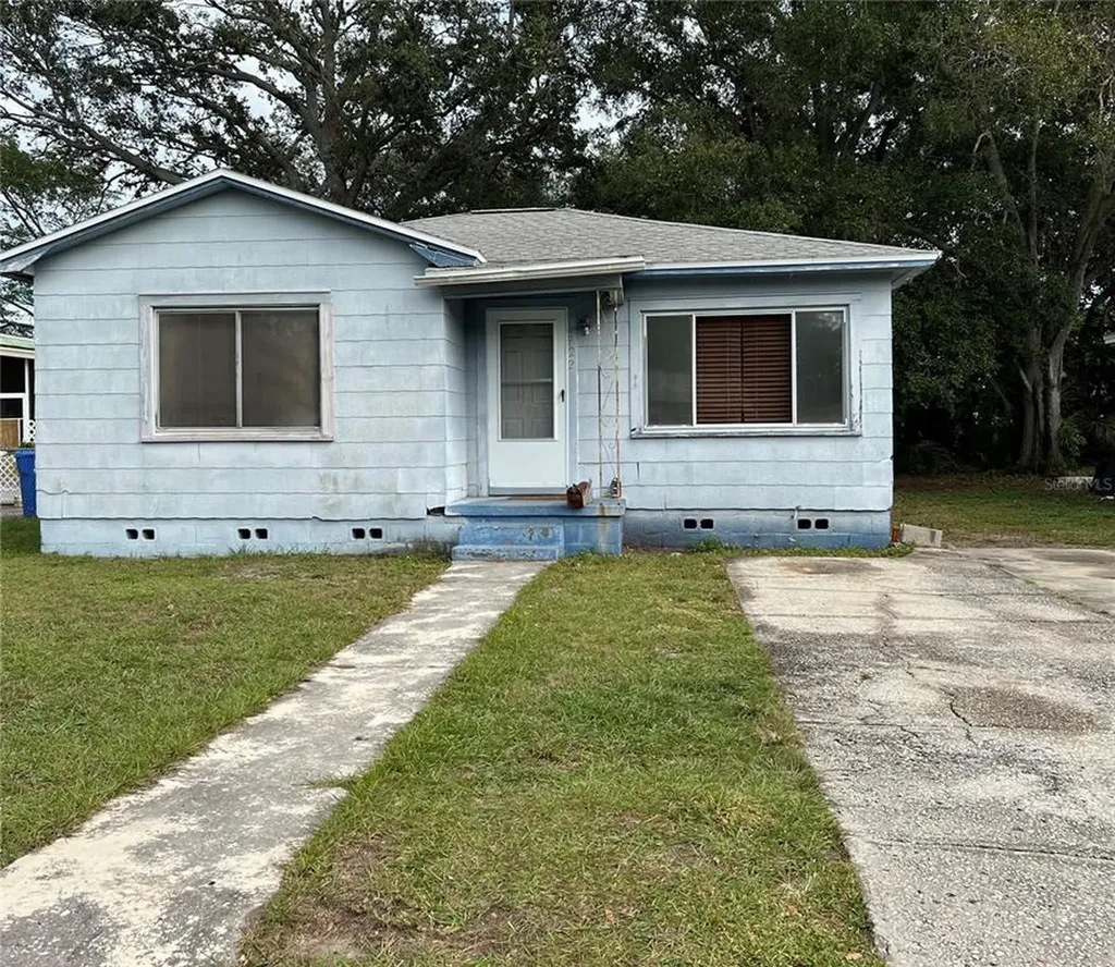 1922 25th Street S St Petersburg FL 33712