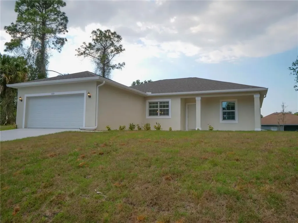 2497 Courtland Avenue North Port FL 34286