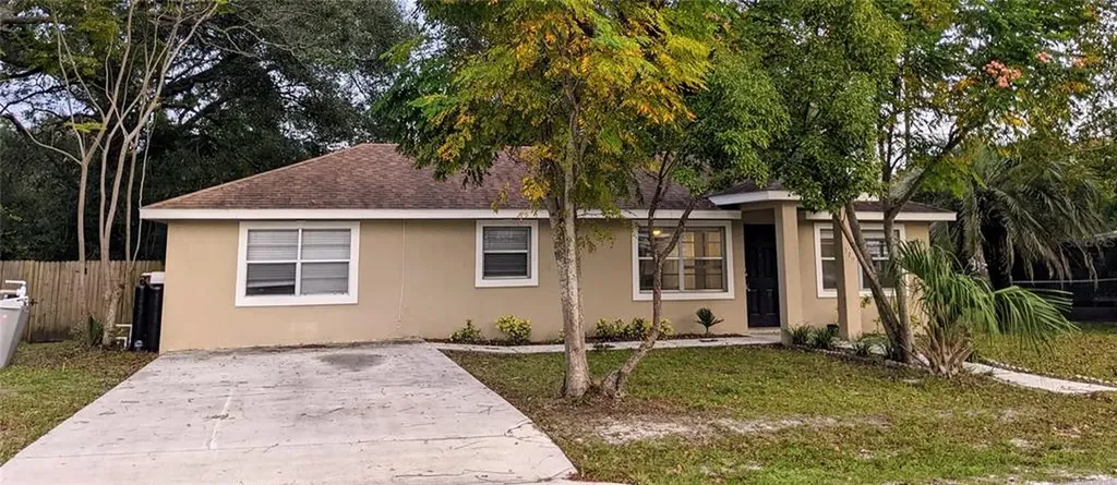 379 Park Avenue Orange City FL 32763