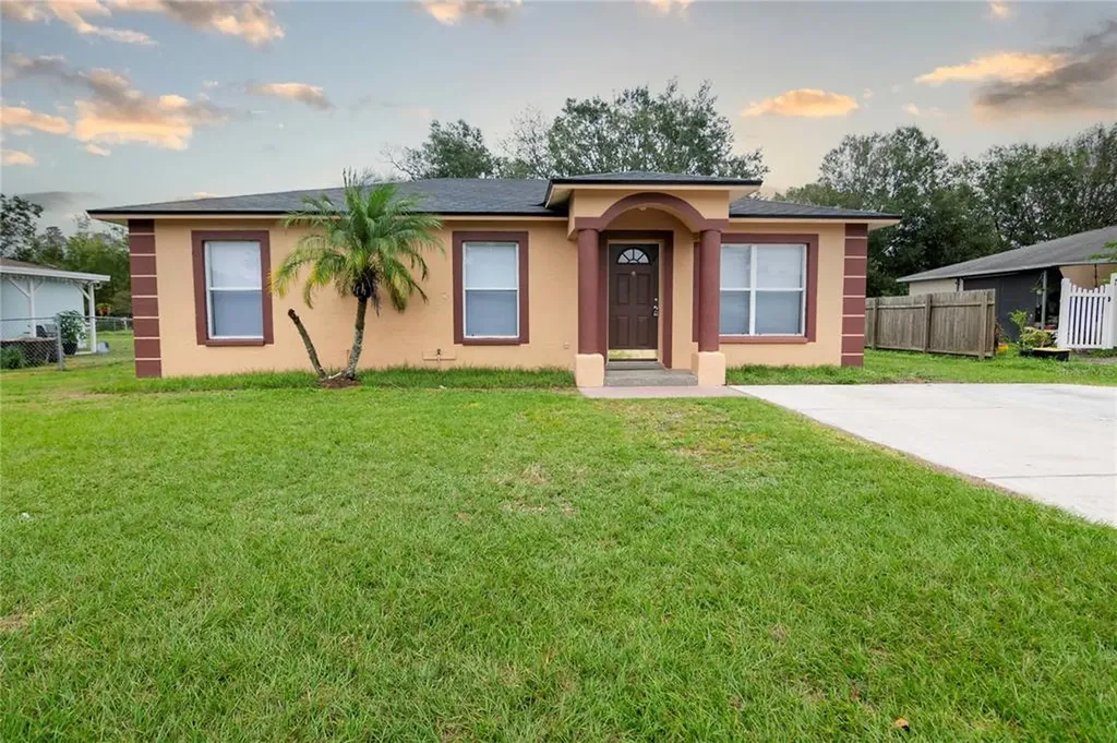 604 Wiggins Court Plant City FL 33563