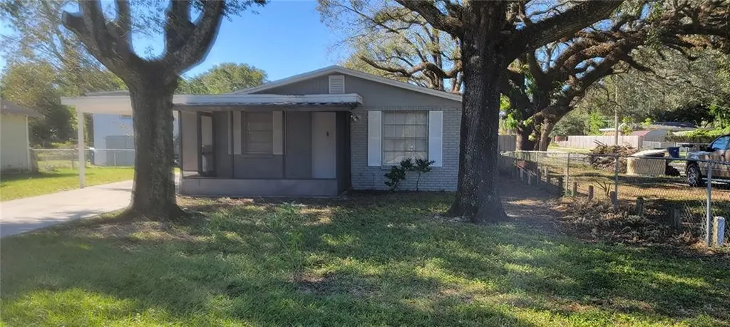 8522 N Brooks Street Tampa FL 33604