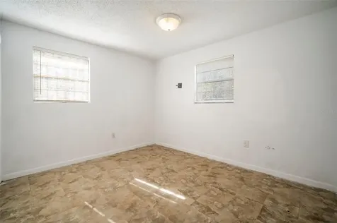 8301 Allamanda Avenue Tampa FL 33619