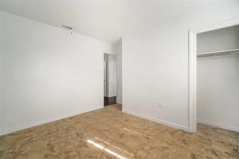 8301 Allamanda Avenue Tampa FL 33619