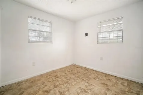 8301 Allamanda Avenue Tampa FL 33619
