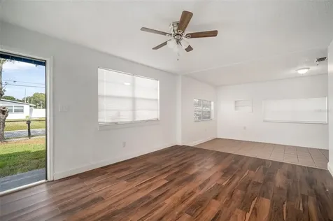 8301 Allamanda Avenue Tampa FL 33619