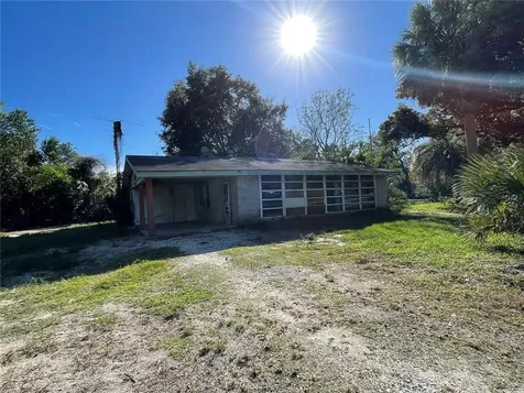 5168 Pacific Avenue Weeki Wachee FL 34607