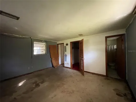 5168 Pacific Avenue Weeki Wachee FL 34607