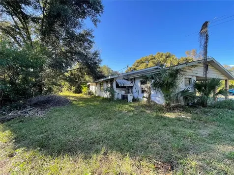 5168 Pacific Avenue Weeki Wachee FL 34607