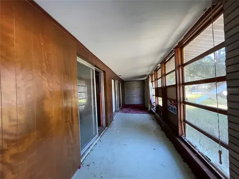 5168 Pacific Avenue Weeki Wachee FL 34607