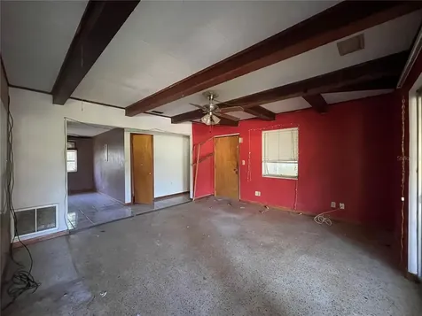 5168 Pacific Avenue Weeki Wachee FL 34607