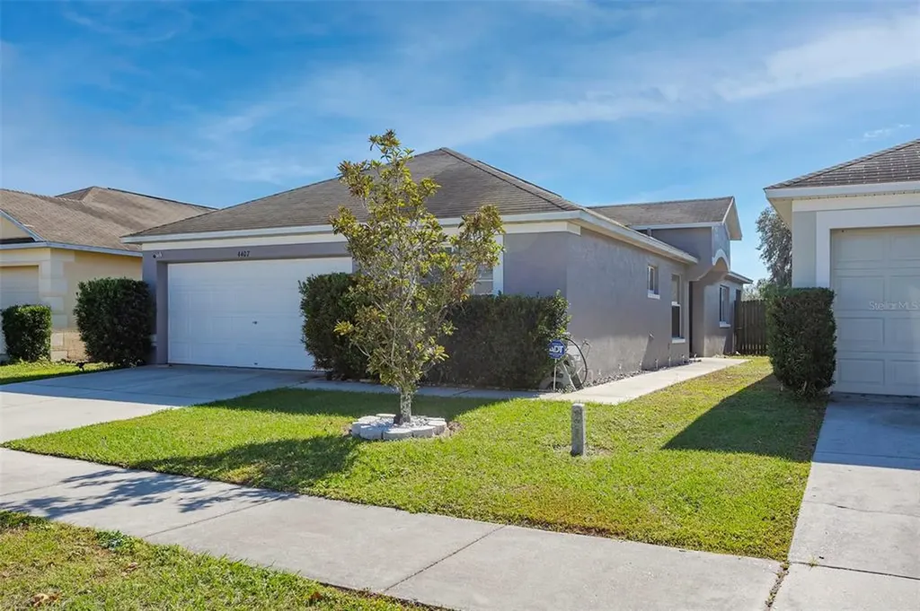 4407 Country Hills Boulevard Plant City FL 33563