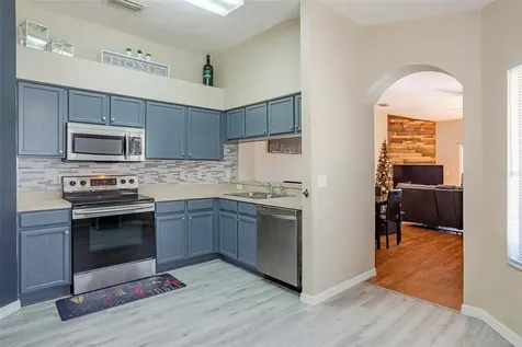4407 Country Hills Boulevard Plant City FL 33563