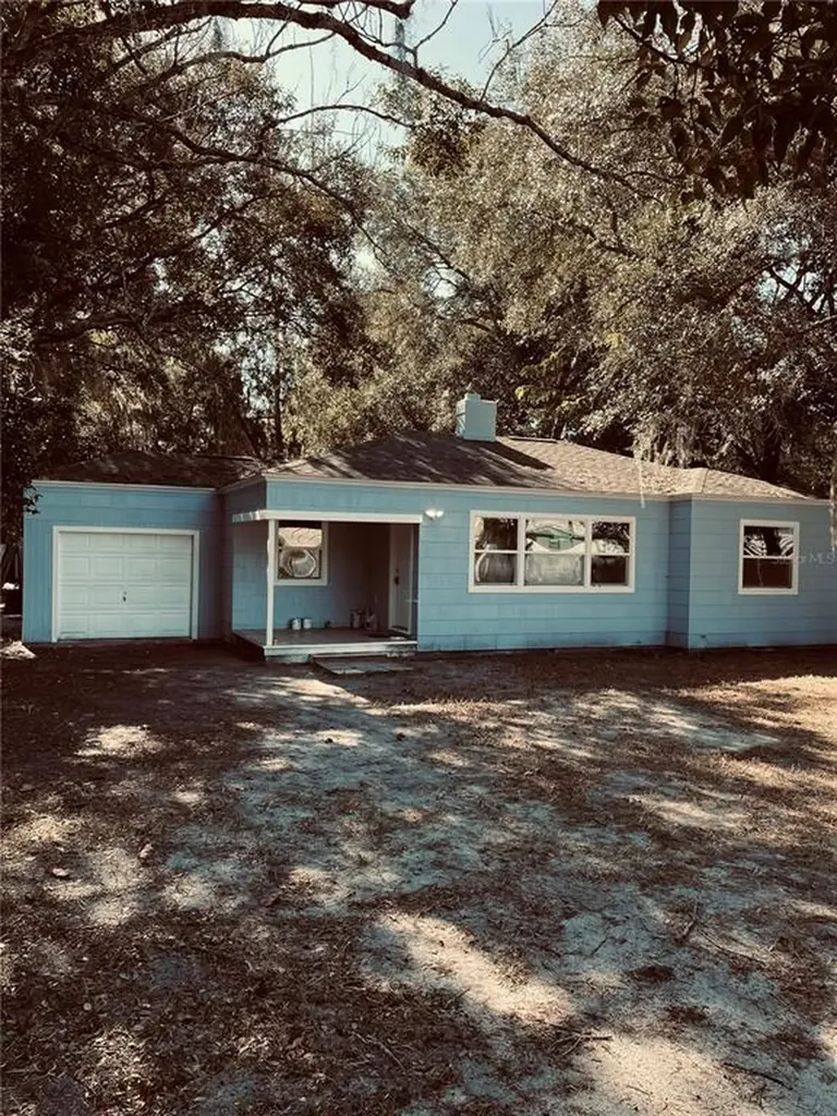 2303 Butler Street Leesburg FL 34748