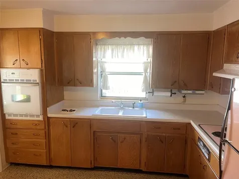 2411 NE 2nd Street Ocala FL 34470