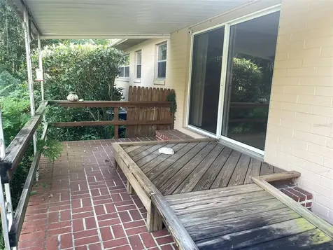 2411 NE 2nd Street Ocala FL 34470
