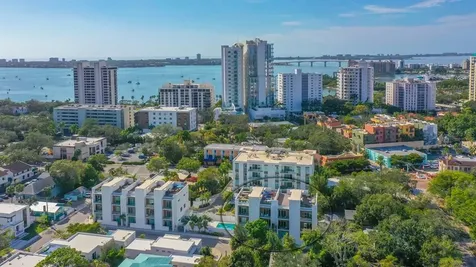626 Rawls Avenue Sarasota FL 34236