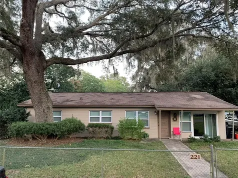 221 SE 70th Street Gainesville FL 32641