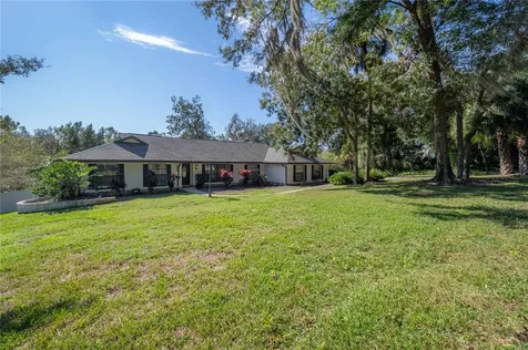 407 Apache Trail Brandon FL 33511