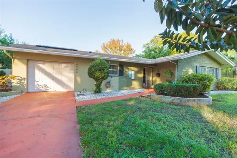 6463 1st Avenue N St Petersburg FL 33710